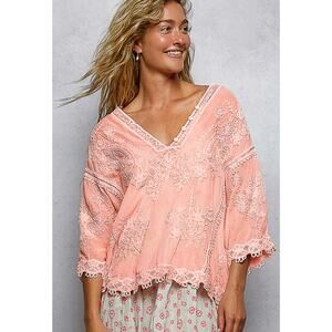 POL Women Pretty in Pink Embroidery V Neck Top